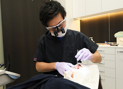豊洲フォレシア歯科クリニック 歯科医師の写真