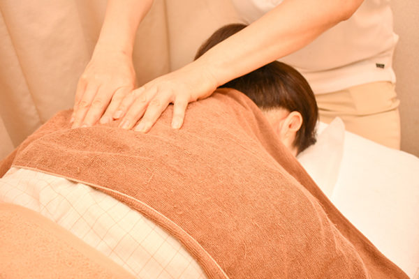 骨盤矯正で腰痛解消 中央区で人気のおすすめ整体院 接骨院6選 マチしる東京