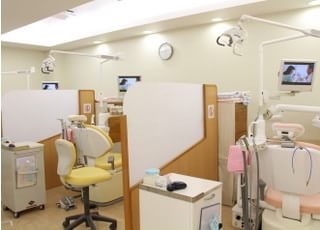 新井歯科医院 綾瀬 診療室