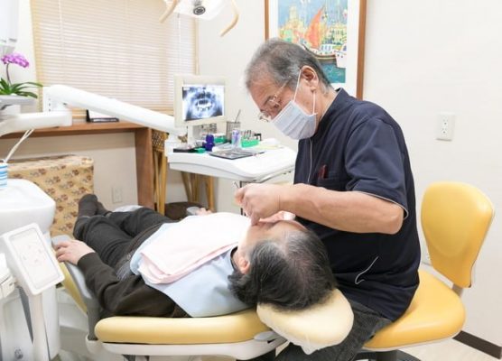 日高歯科クリニック 新小岩 歯科医師