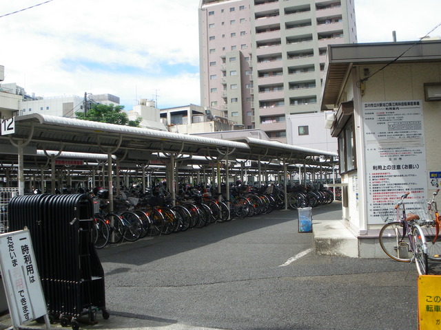 立川駅南口臨時自転車等駐車場 原付